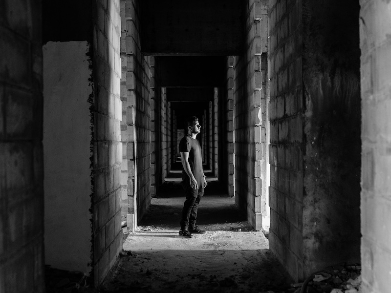 “Leaping Into Whatever I Don’t Know”: Kohra On Rediscovering Cultural Heritage, 17th-Century Poetry & Eternal Themes On ‘akhõ’